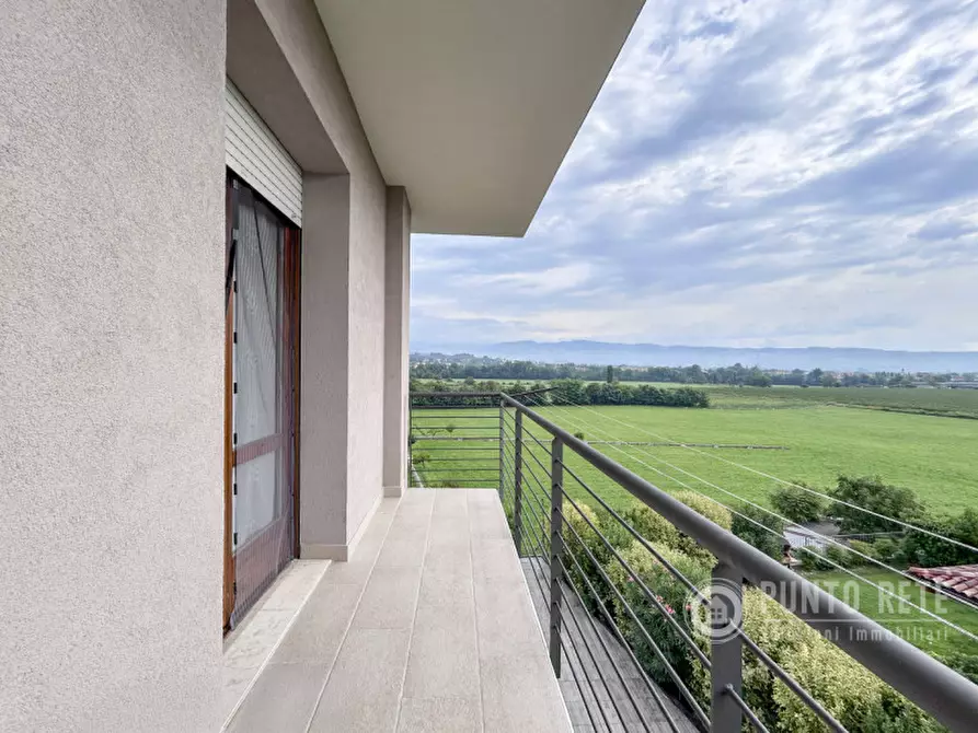 Immagine 36 di Appartamento in vendita  in Via Umbria a Bussolengo