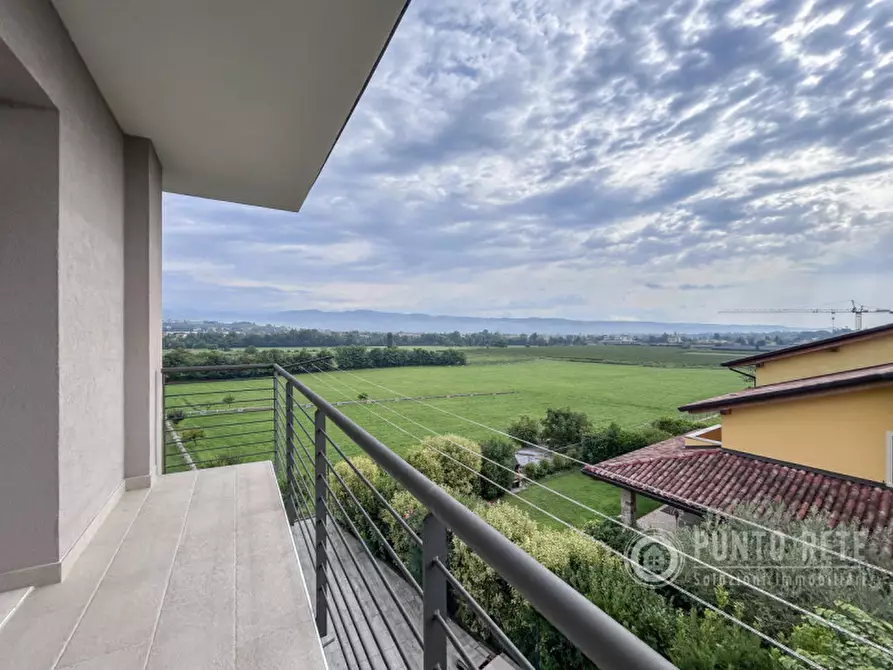 Immagine 37 di Appartamento in vendita  in Via Umbria a Bussolengo