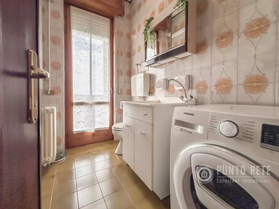 Immagine 43 di Appartamento in vendita  in Via Umbria a Bussolengo