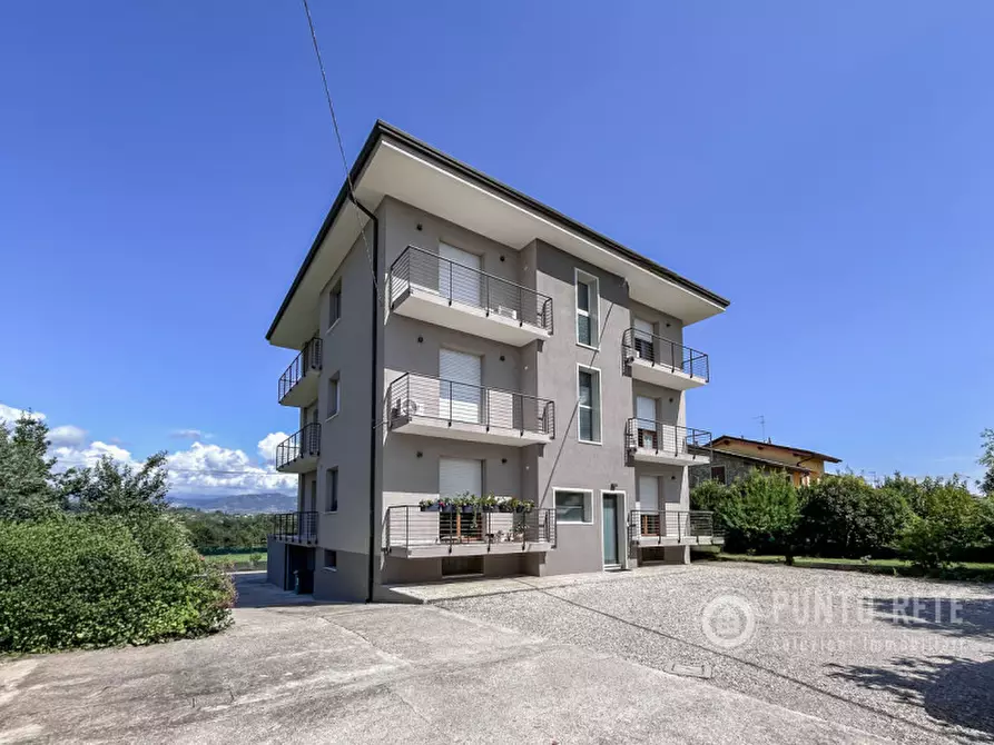 Immagine 48 di Appartamento in vendita  in Via Umbria a Bussolengo