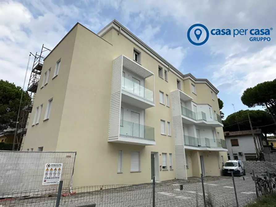 Immagine 15 di Appartamento in vendita  in Via delle Petunie a Rosolina