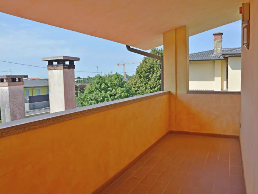 Immagine 15 di Casa bifamiliare in vendita  in TEZZE SUL BRENTA VIA CAMPAGNARI a Tezze Sul Brenta