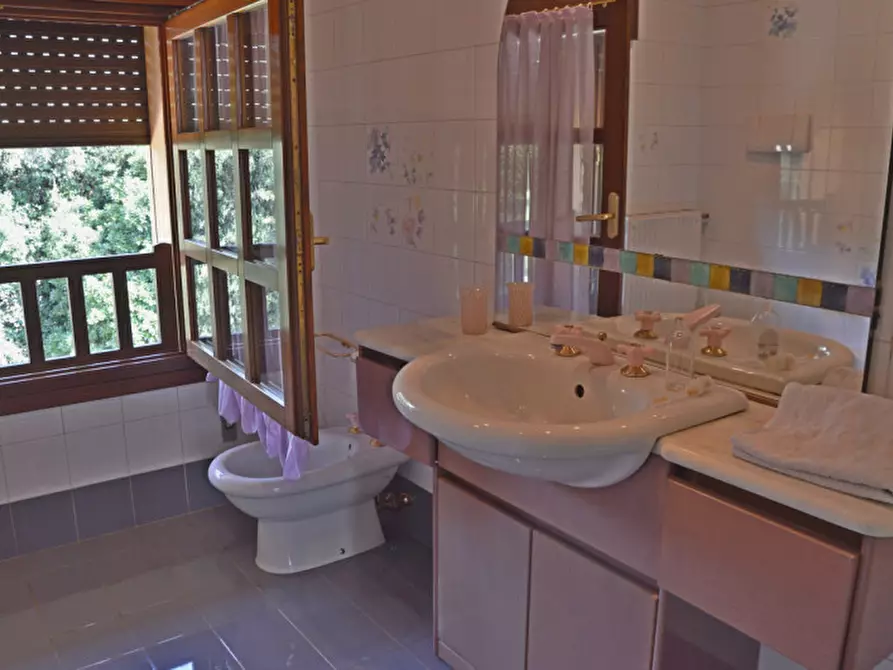 Immagine 18 di Casa bifamiliare in vendita  in TEZZE SUL BRENTA VIA CAMPAGNARI a Tezze Sul Brenta