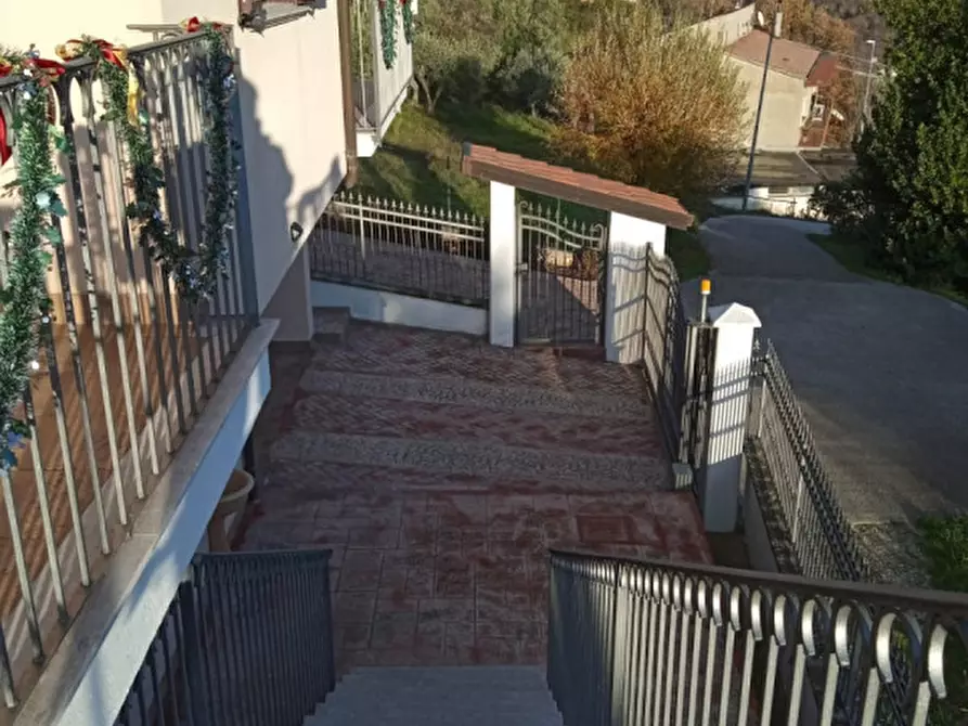 Immagine 8 di Villa in vendita  in Via Campitelli a Marsico Nuovo