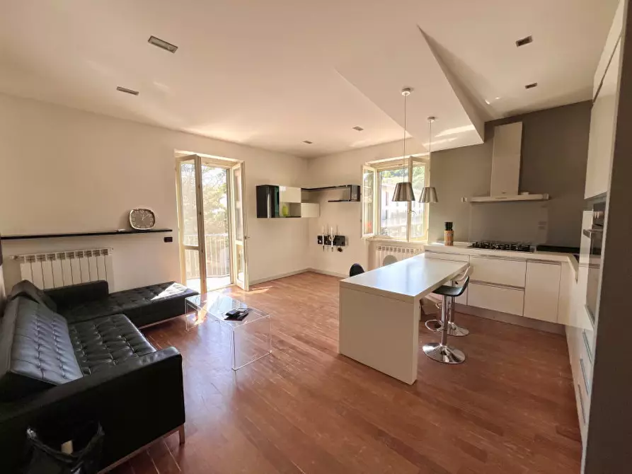 Immagine 2 di Appartamento in vendita  in piazza aldo moro a Calcinato