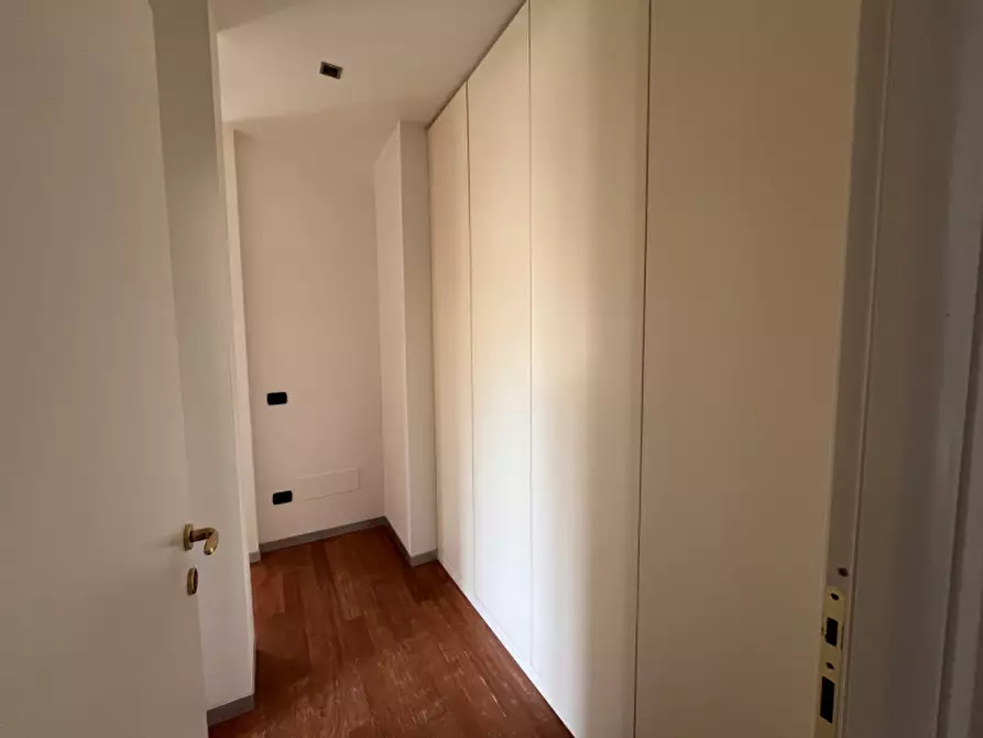 Immagine 5 di Appartamento in vendita  in piazza aldo moro a Calcinato