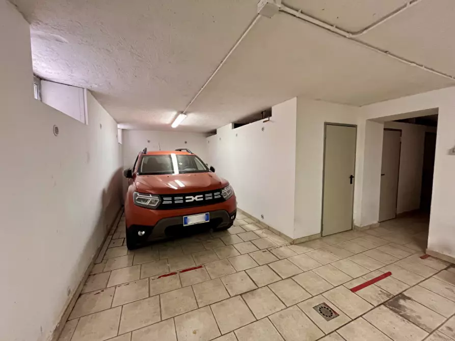 Immagine 11 di Appartamento in vendita  in piazza aldo moro a Calcinato