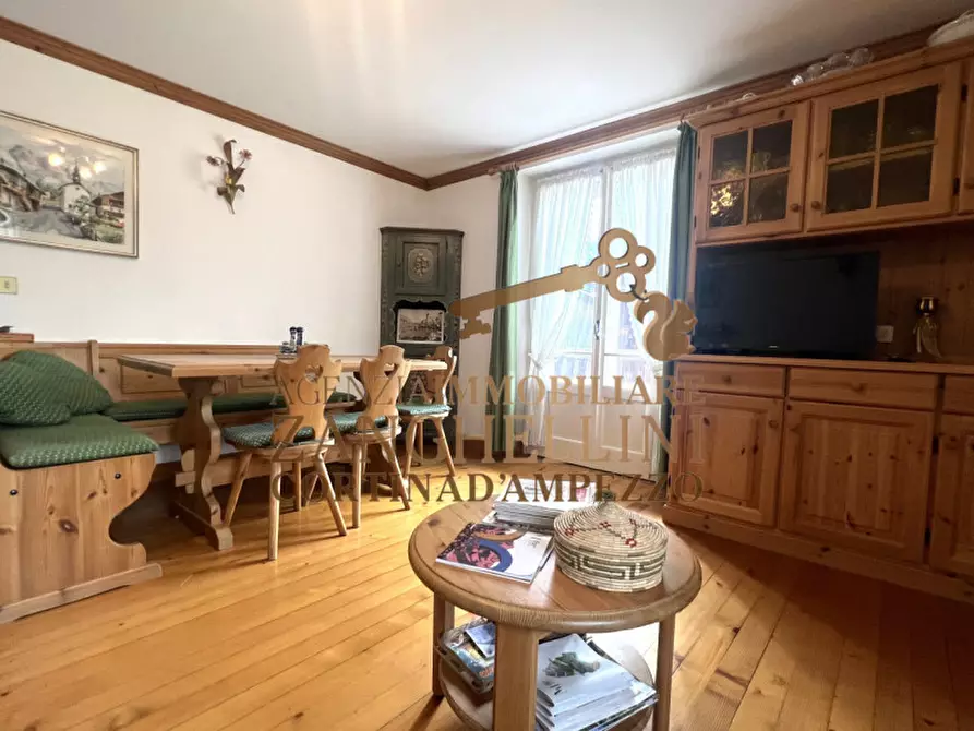Immagine 2 di Appartamento in affitto  in Via del Castello a Cortina D'ampezzo