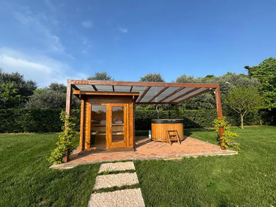 Immagine 2 di Villa in vendita  in vai marziale cerutti a Lonato del Garda