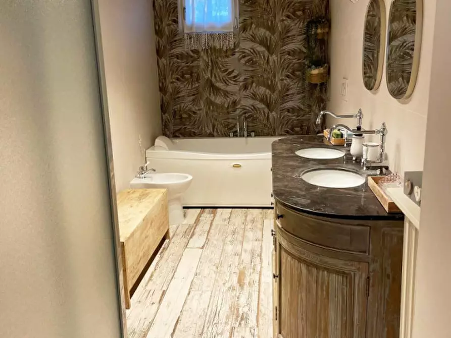 Immagine 11 di Villa in vendita  in vai marziale cerutti a Lonato del Garda