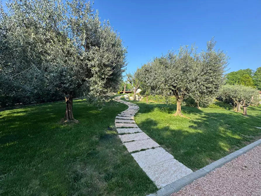 Immagine 18 di Villa in vendita  in vai marziale cerutti a Lonato del Garda