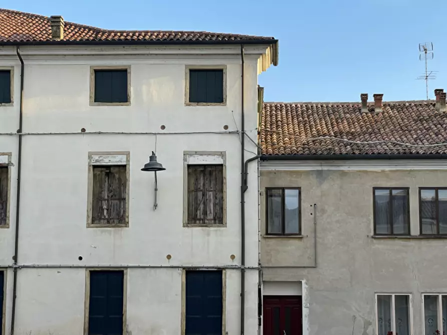 Immagine 3 di Appartamento in vendita  in VIA MAGGIORE n. 60 a Battaglia Terme