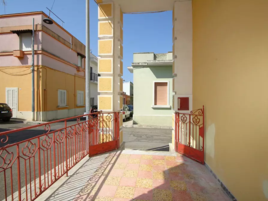 Immagine 8 di Villetta a schiera in vendita  in Via Torino a Parabita