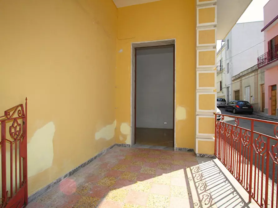 Immagine 15 di Villetta a schiera in vendita  in Via Torino a Parabita