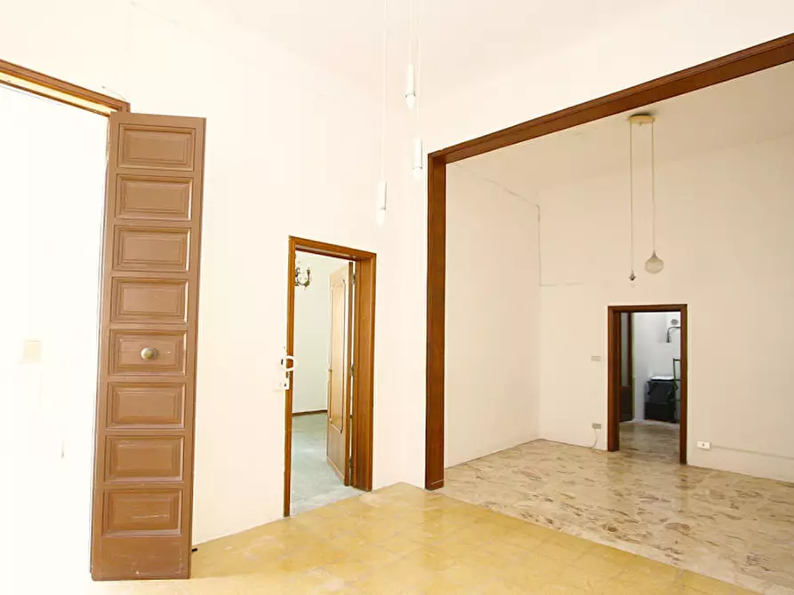 Immagine 18 di Villetta a schiera in vendita  in Via Torino a Parabita