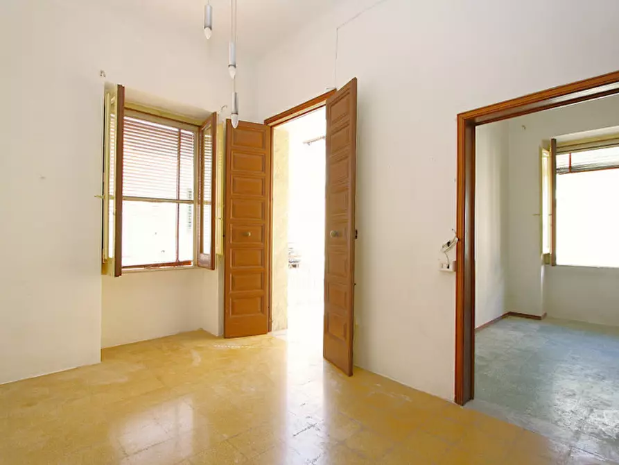 Immagine 30 di Villetta a schiera in vendita  in Via Torino a Parabita