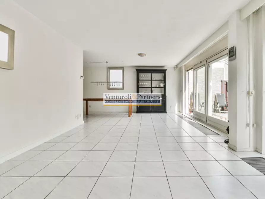 Immagine 4 di Appartamento in vendita  in Via Rovaroli a Manerba Del Garda