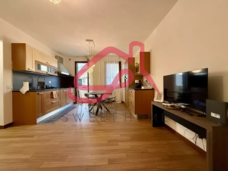 Immagine 1 di Camera in affitto  in Via Orlando Galante a Padova