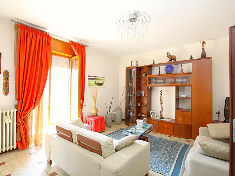 Immagine 2 di Appartamento in vendita  in Via Liguria, 73042 Casarano LE, Italia a Casarano