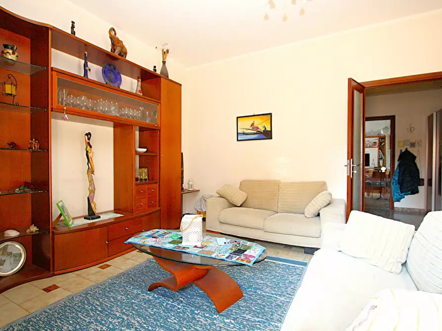 Immagine 3 di Appartamento in vendita  in Via Liguria, 73042 Casarano LE, Italia a Casarano