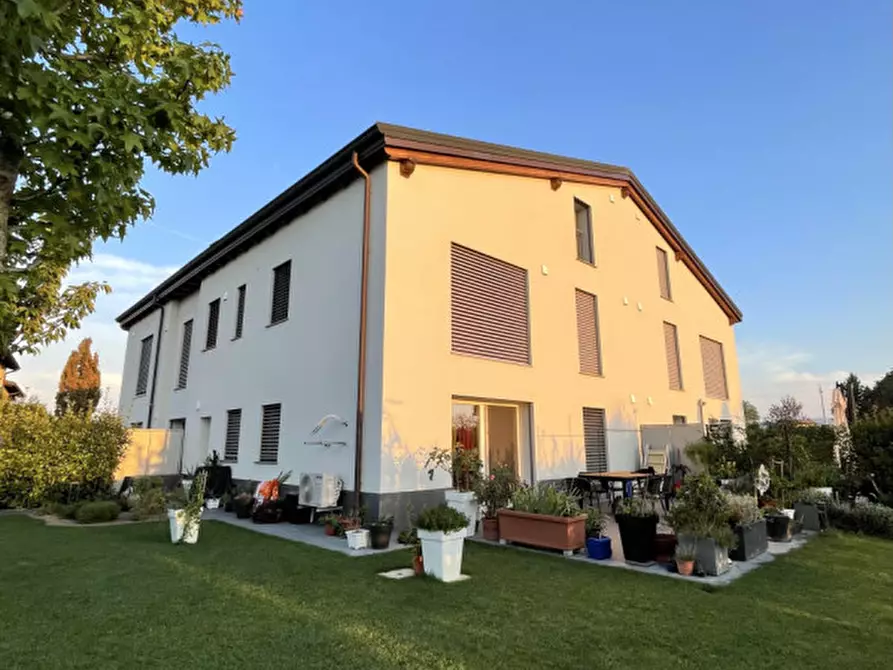 Immagine 2 di Casa quadrifamiliare in vendita  a Formigine