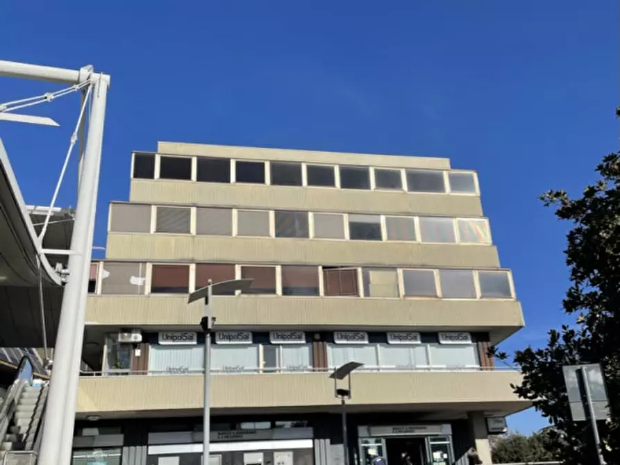 Immagine 5 di Ufficio in vendita  in Via Giardini 470 a Modena