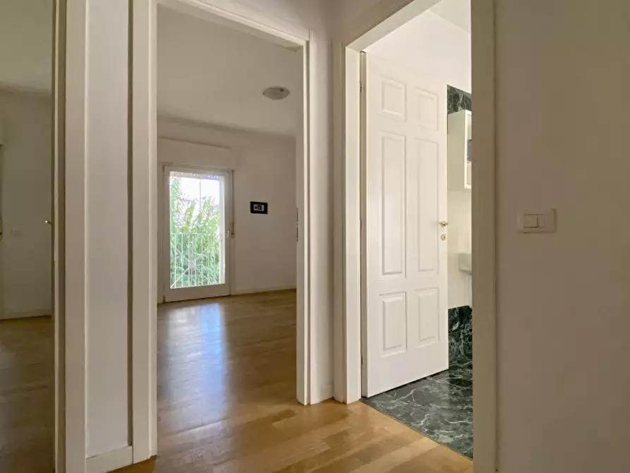 Immagine 6 di Appartamento in vendita  in Via Gerolamo Egidio di Velo, 30 a Vicenza