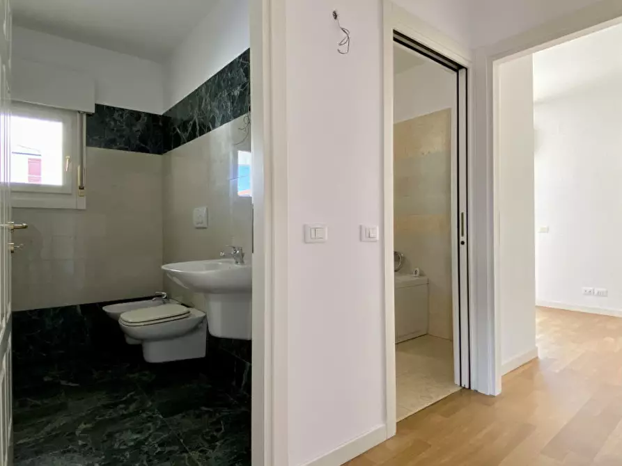 Immagine 11 di Appartamento in vendita  in Via Gerolamo Egidio di Velo, 30 a Vicenza