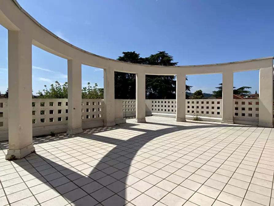 Immagine 4 di Attico in vendita  in Via Gerolamo Egidio di Velo, 30 a Vicenza