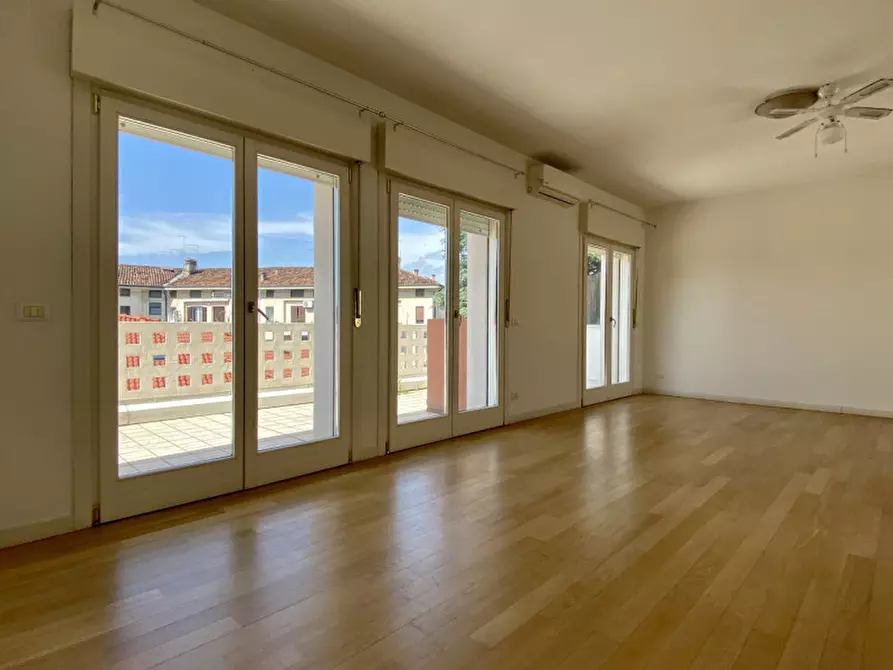 Immagine 7 di Attico in vendita  in Via Gerolamo Egidio di Velo, 30 a Vicenza