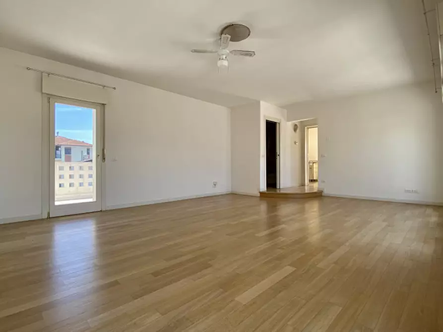 Immagine 8 di Attico in vendita  in Via Gerolamo Egidio di Velo, 30 a Vicenza