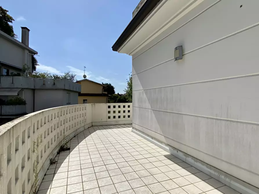 Immagine 29 di Attico in vendita  in Via Gerolamo Egidio di Velo, 30 a Vicenza