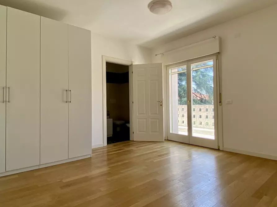 Immagine 31 di Attico in vendita  in Via Gerolamo Egidio di Velo, 30 a Vicenza