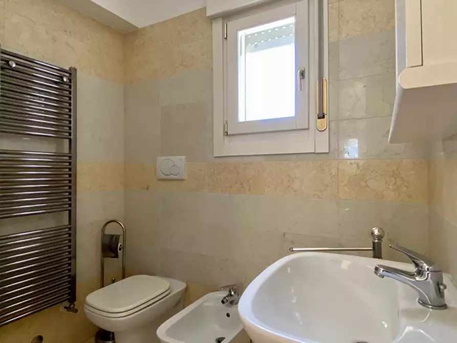 Immagine 38 di Attico in vendita  in Via Gerolamo Egidio di Velo, 30 a Vicenza