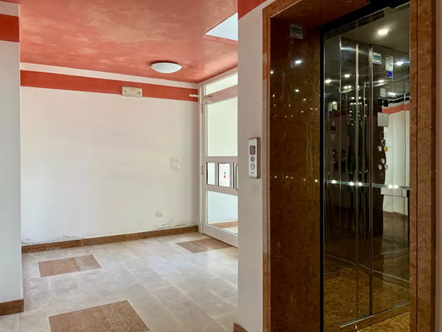 Immagine 40 di Attico in vendita  in Via Gerolamo Egidio di Velo, 30 a Vicenza