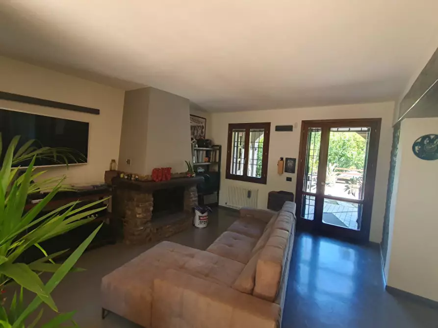 Immagine 2 di Villetta a schiera in vendita  a Maranello