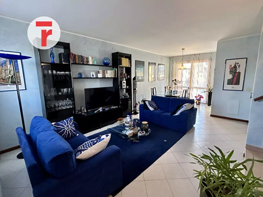 Immagine 2 di Villetta a schiera in vendita  in Via Alessandro Volta a Cadoneghe