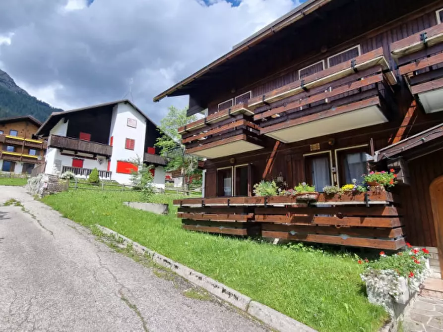 Immagine 19 di Appartamento in vendita  in Borgata Lerpa 37 a Sappada