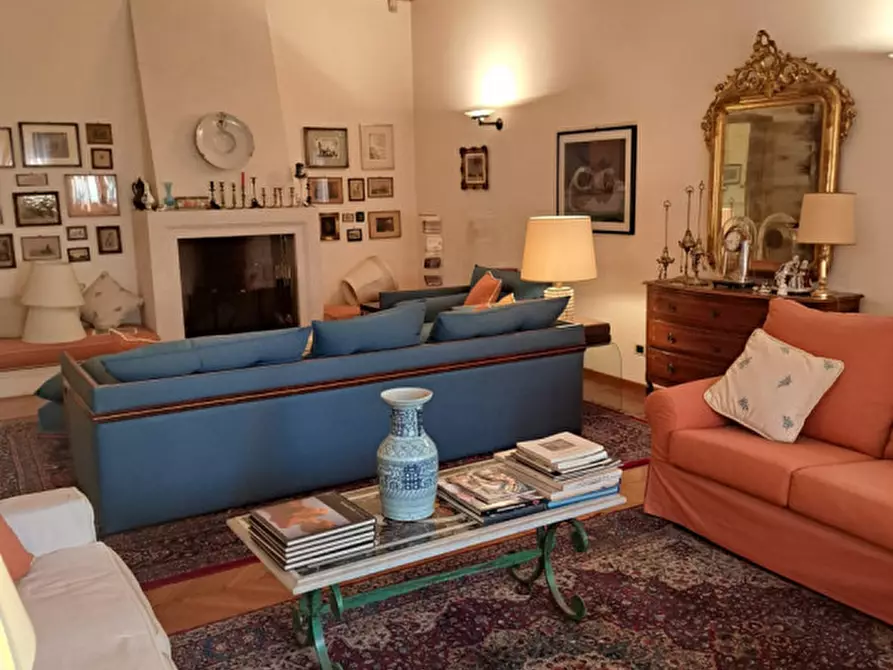 Immagine 1 di Villa in vendita  in Via Annibale da Bassano a Padova