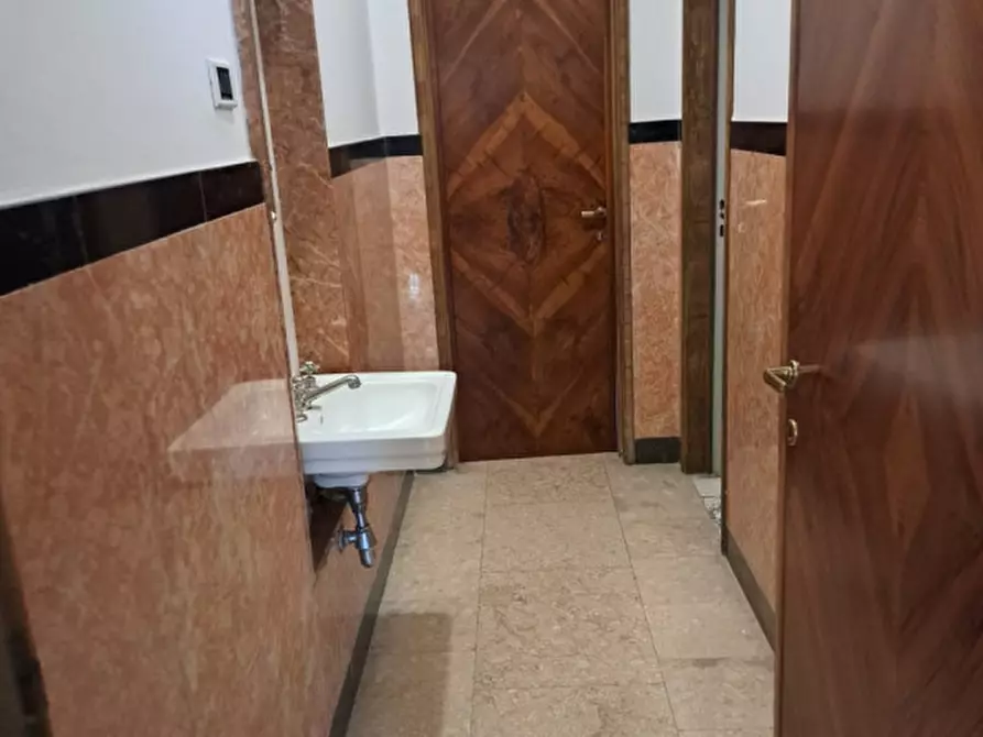 Immagine 10 di Villa in vendita  in Via Annibale da Bassano a Padova