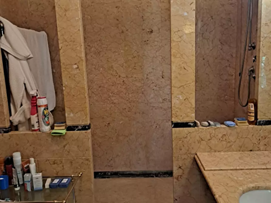 Immagine 11 di Villa in vendita  in Via Annibale da Bassano a Padova