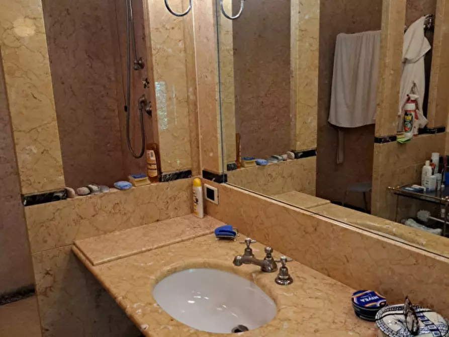 Immagine 12 di Villa in vendita  in Via Annibale da Bassano a Padova