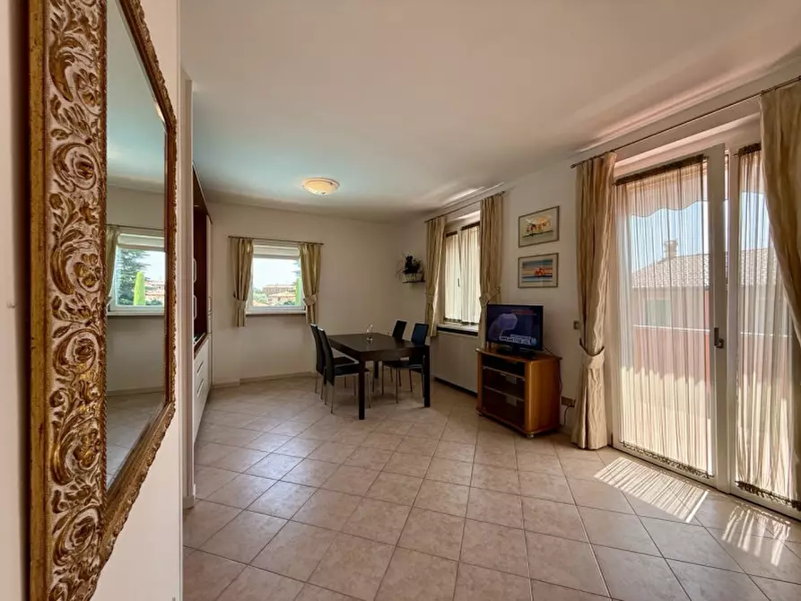 Immagine 3 di Appartamento in affitto  in Via Arturo Toscanini a Lazise