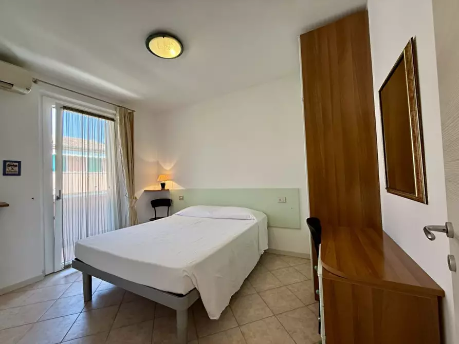 Immagine 11 di Appartamento in affitto  in Via Arturo Toscanini a Lazise