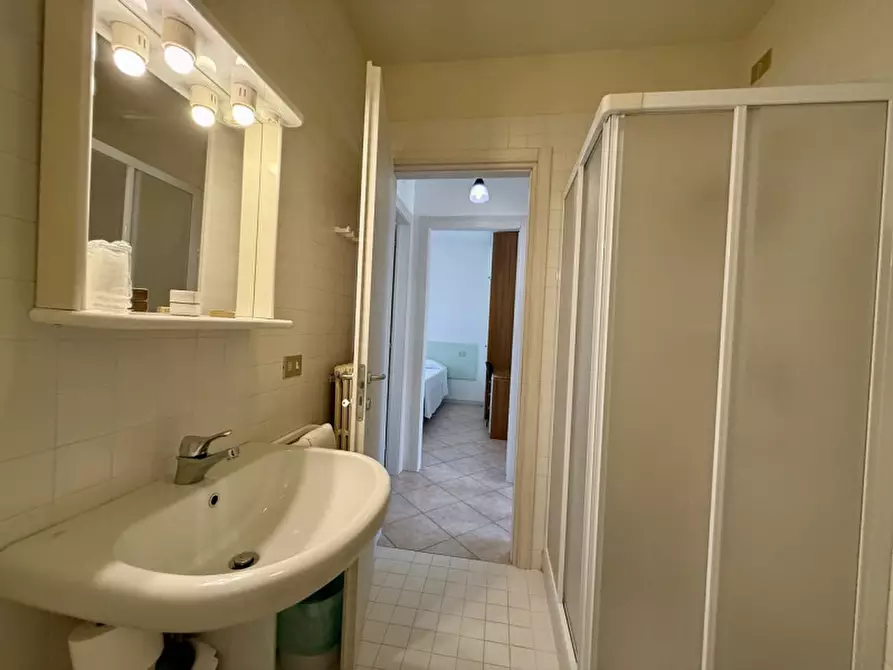 Immagine 18 di Appartamento in affitto  in Via Arturo Toscanini a Lazise