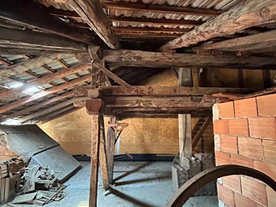 Immagine 50 di Villetta a schiera in vendita  in via scanna a Livo