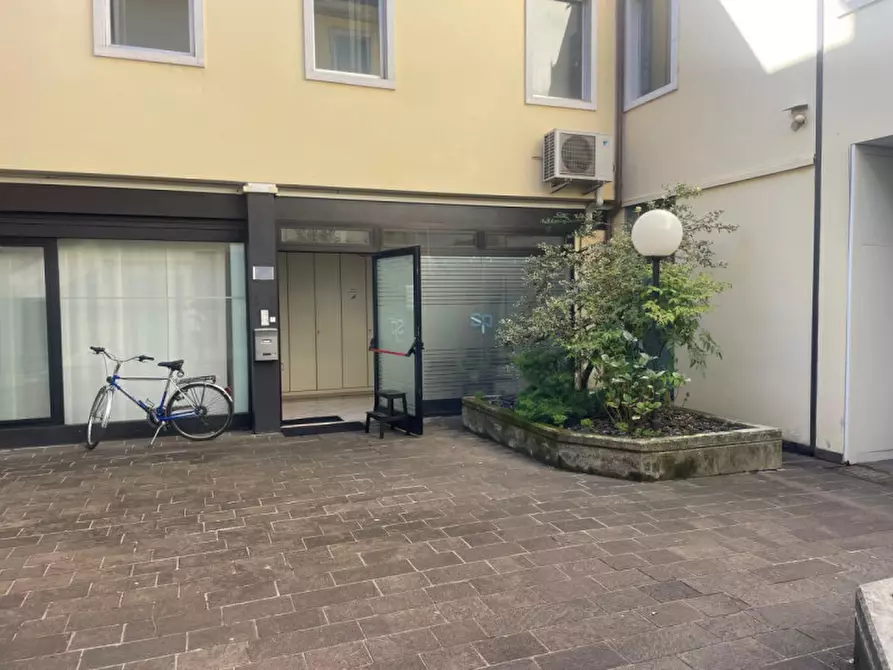 Immagine 1 di Ufficio in affitto  in Via L. Festari a Valdagno