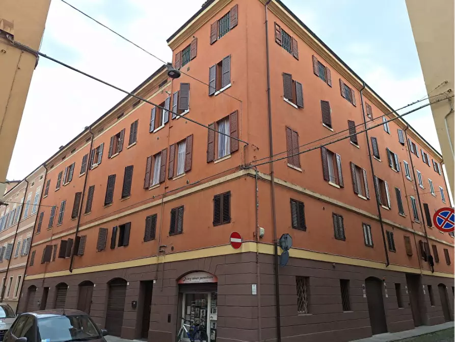 Immagine 22 di Appartamento in vendita  in VIA PALESTRO 19 a Modena
