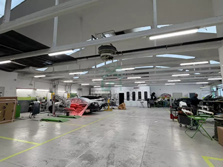 Immagine 4 di Capannone industriale in vendita  in VIALE DEL LAVORO a Verona