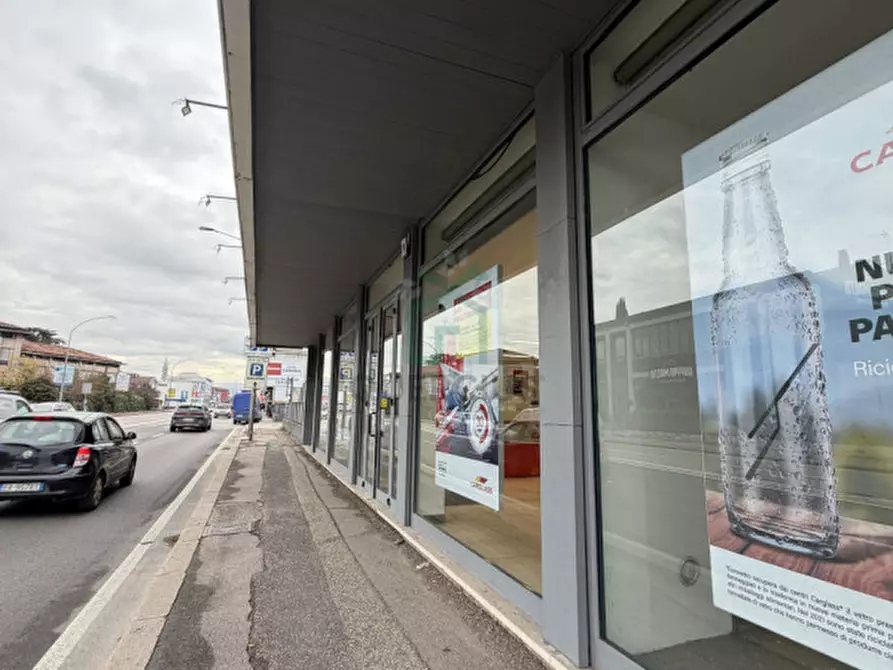 Immagine 1 di Capannone industriale in vendita  in Viale del Lavoro a Verona